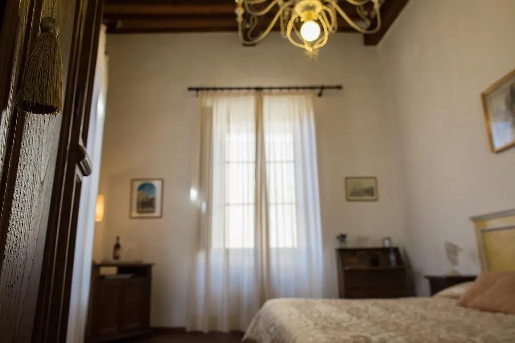 Palazzo Bostoli Guest House Arezzo Italy